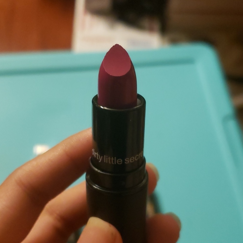 Matte Lipstick Bundle - Picture 5 of 8